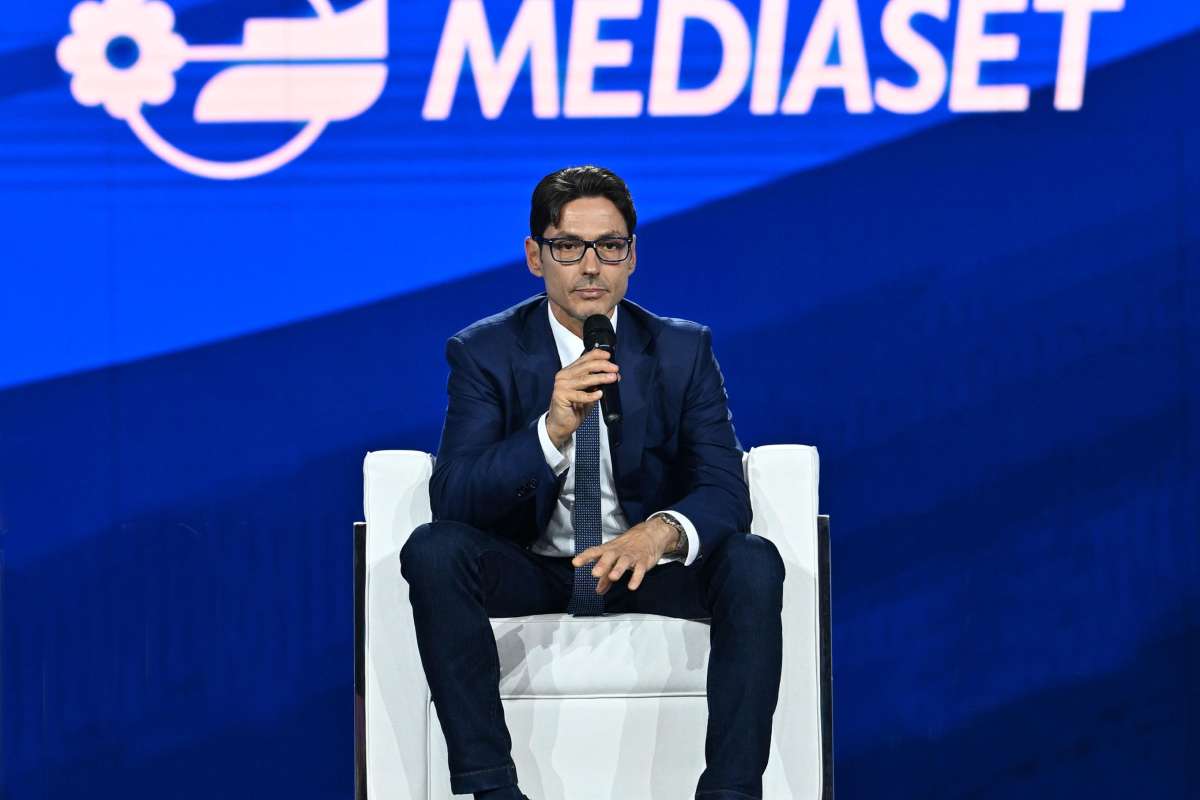 mediaset modifiche al palinsesto